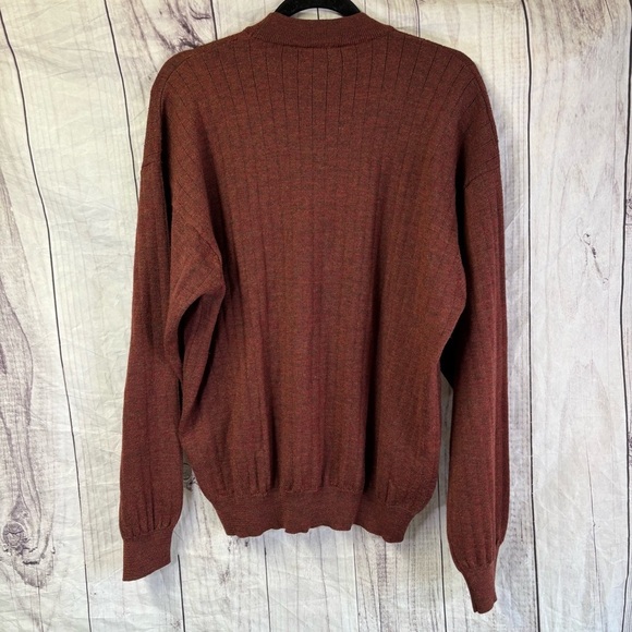 Neiman Marcus Brown Crewneck Sweater pure wool Ribbed Texture Relaxed Fit large - Picture 4 of 6